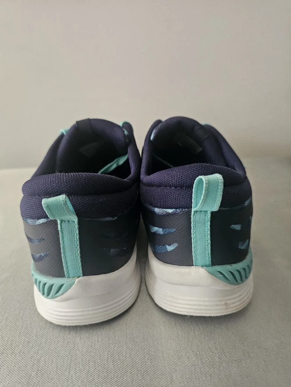 NEW BALANCE 715 Cush Cross Training Womens Sneakers